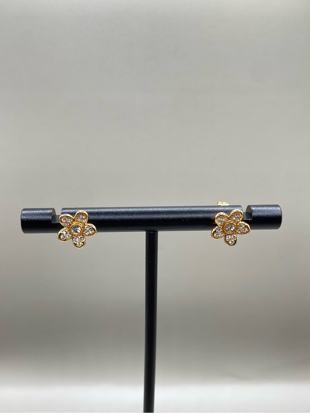 Marc Jacobs Gold Tone Crystal Flower Post Earrings